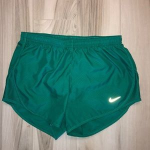 nike dry fit running shorts